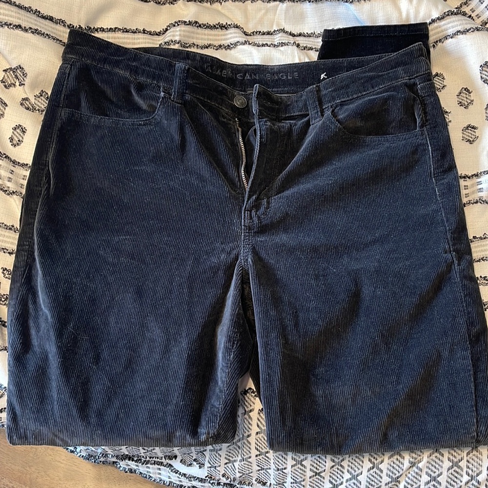 American Eagle Corduroy High-Waisted Jegging Size 14